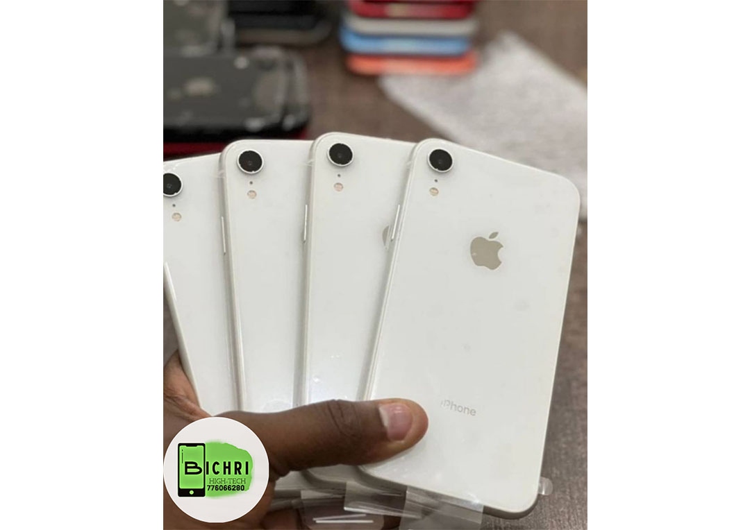 Iphone Xr 64gb  - L'iPhone XR d'Apple a été annoncé le 12 septembre 2018. Il propose un écran de 6,1 pouces LCD avec une définition de 1792 x 828 pixels, un objectif photo de 12 mégapixels et un SoC Apple A12 Bionic épaulé par 3 Go de RAM.